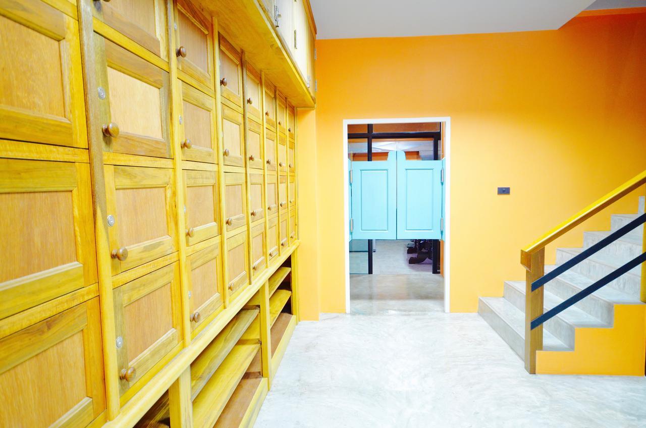 Nomad Hostel Крабі Екстер'єр фото